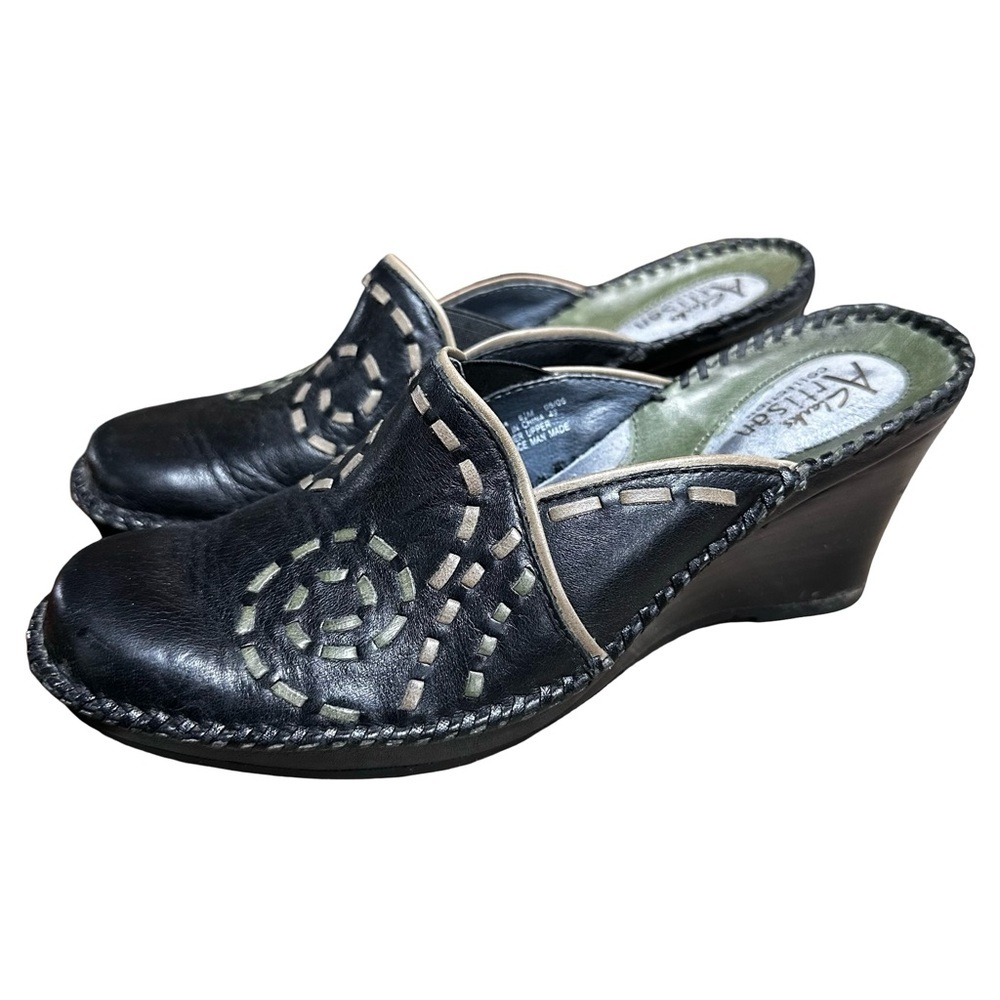 Clark Artisan Mules Shoes Wedge Heels Slip On Leather Clogs Size 6.5 Artsy Comfy